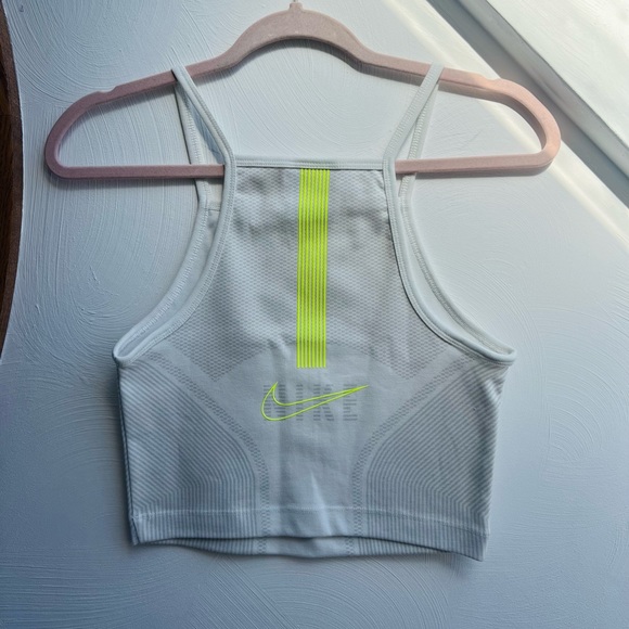 Nike Cropped Tank | Size XS | NEVER WORN - Picture 2 of 3